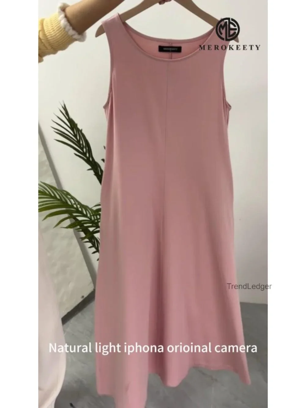 Casual Sleeveless Maxi Sundress with Pockets, Loose Fit, Crewneck